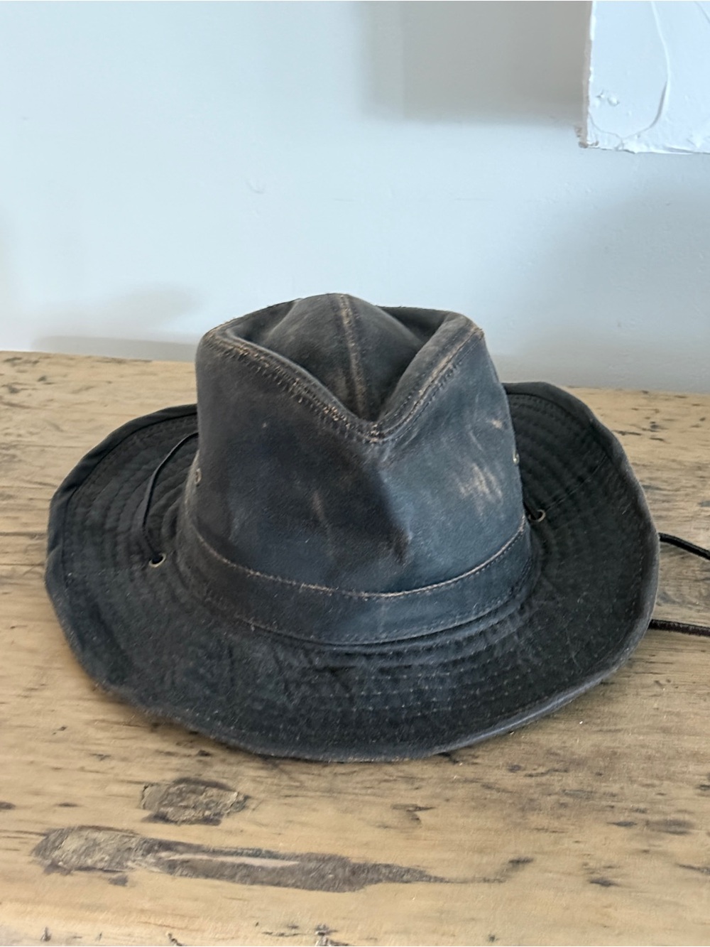 Dorman Pacific Co | Waxed Canvas Outback Hat in Faded Brown | Large